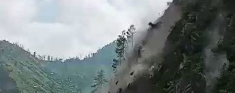 हिमाचल के किन्नौर में बड़ा हादसा, भूस्खलन में दबे बस में सवार 60 लोग