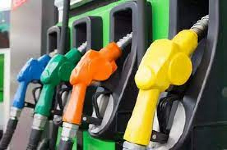 घटी Petrol और Diesel की खपत, LPG की बिक्री बढ़ी