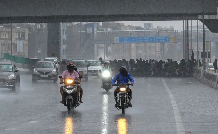 यूपी और MP समेत देश के इन राज्यों में भारी बारिश की आशंका, ऐसा रहेगा दिल्ली का मौसम