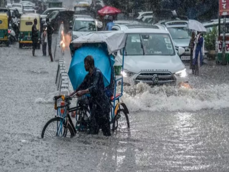 Bihar Weather: अगले 4 दिनों तक उत्तर बिहार में जमकर बरसेंगे बादल, इन जिलों में भारी बारिश का ऑरेंज अलर्ट
