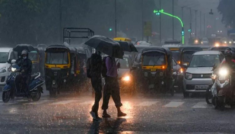 दिल्ली में गर्मी तो देश के इन राज्यों में होगी झमाझम बारिश, ये है IMD का अपडेट
