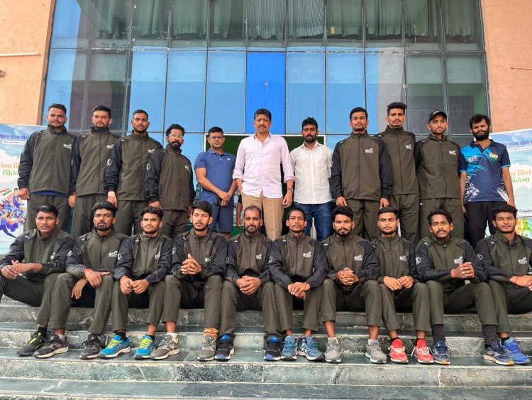 जम्मू कश्मीर में 1 सितंबर से 5 सितंबर तक 52वी सीनियर पुरुष हैंडबॉल चैंपियनशिप में भाग लेने के लिए बिहार हैण्डबॉल टीम आज हुई रवाना