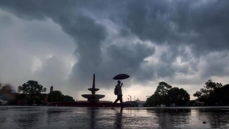 Weather Update: देश के इन राज्यों में होगी झमाझम बारिश, दिल्ली-NCR का कैसा रहेगा मौसम