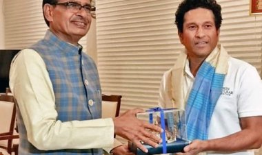 सचिन तेंदुलकर ने मध्यप्रदेश के मुख्यमंत्री से मुलाकात की