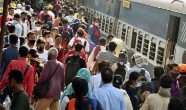 बिहार की इन ट्रेनों में अब भी लगेगा अधिक किराया, नहीं हटा है स्‍पेशल का दर्जा