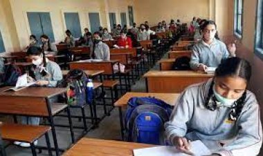 मैट्रिक परीक्षा पर भी दिख रहा है कोरोना संक्रमण का असर