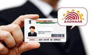 घर बैठे आसानी से लिंक कर सकते हैं आधार-वोटर कार्ड