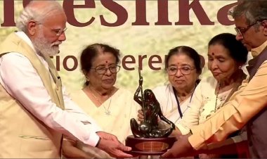 प्रधानमंत्री नरेंद्र मोदी को लता दीनानाथ मंगेशकर पुरष्कार