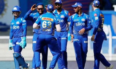 मुम्बई इंडियंस को लखनऊ सुपर जायंट्स ने 36 रनों से हरा कर प्लेऑफ में  जाने का सपना तोड़ा