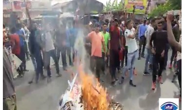 बिहार में सेना की अग्निपथ स्कीम का विरोध, मुजफ्फरपुर में सड़क जाम कर छात्रों ने किया प्रदर्शन