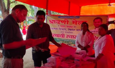 कच्ची कांवरिया पथ पर बने अस्थाई शिविर का सिविल सर्जन ने किया निरीक्षण