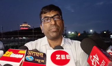 स्वतंत्रता दिवस को लेकर गांधी मैदान में हो रहे तैयारियों को जायजा लेने पहुंचे पटना डीएम और एसएसपी 