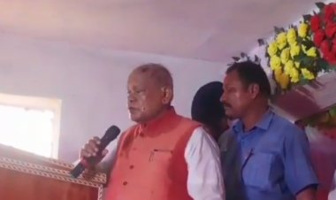 औरंगाबाद में पर्वत पुरुष दशरथ मांझी के 16वी पुण्य तिथि के मौके पर पहुचे जीतन राम मांझी 