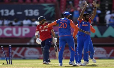 IND vs ENG : भारतीय गेंदबाजों ने उखाड़ी इंग्लैंड की बखिया, 68 रन से धूल चटाकर फाइनल में पहुंची टीम इंडिया