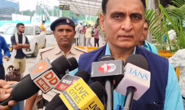 राकेश सिन्हा ने राहुल गाँधी के बयान पर बोला सियासी ह/मला कहा राहुल गांधी को हसीन सपने देखने की है पुरानी आदत 