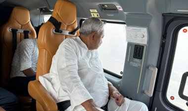 सीएम नीतीश कुमार ने बाढ़ प्रभावित इलाको का किया हवाई सर्वे 