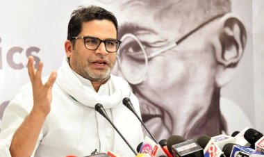 बिहार चुनाव 2025: नीतीश कुमार लड़ेंगे तो प्रशांत किशोर भी मैदान में! सीट को लेकर PK ने दिए संकेत