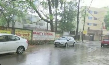 Weather Update: दिल्ली-NCR में छाए रहेंगे बादल, अब तक सामान्य से कम हुई बारिश, जानें IMD का ताजा अपडेट