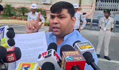 राजद विधायक मुकेश रौशन ने शिक्षा विभाग पर लगाया गंभीर आ/रोप कहा... 