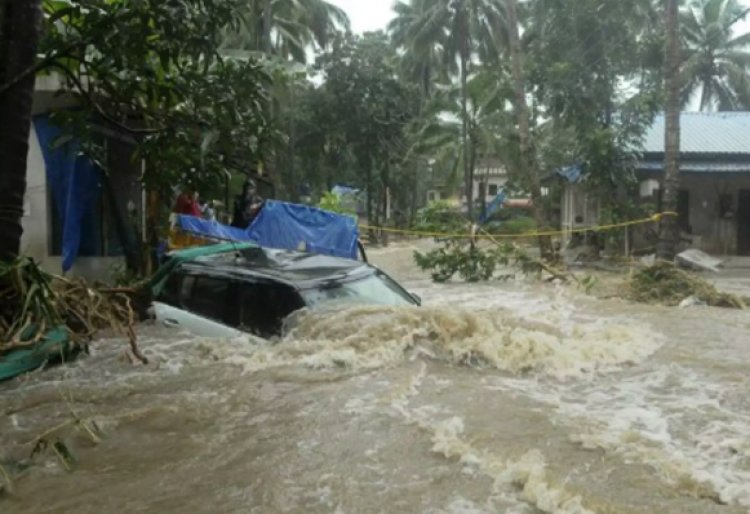 असम, उत्तराखंड, महाराष्ट्र समेत कई राज्यों में बारिश से हाहा/कार, IMD ने इन राज्यों में जारी किया अ/लर्ट