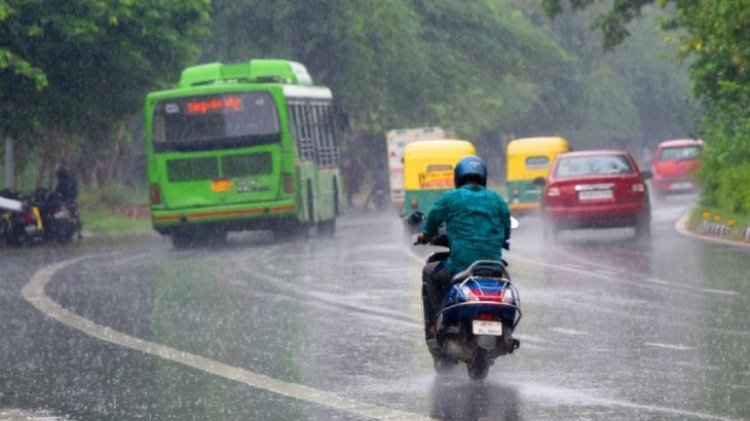 Weather Update: दिल्ली-यूपी समेत 19 राज्यों में भारी बारिश की चेता/वनी, महाराष्ट्र-कर्नाटक के लिए रे/ड अल/र्ट जारी