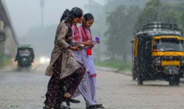 Bihar Weather: बिहार में आज भी होगी झमाझम बारिश, 6 जिलों में भारी वर्षा का अ/लर्ट