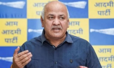दिल्ली में प्राइवेट स्कूलों की फीस वृद्धि पर AAP ने बीजेपी को घेरा, CBI जांच की मांग की