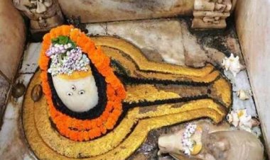 पाकिस्तान में 100 साल पुराने शिव मंदिर की जमीन पर अवैध कब्जा, श्रद्धालुओं का रास्ता बंद