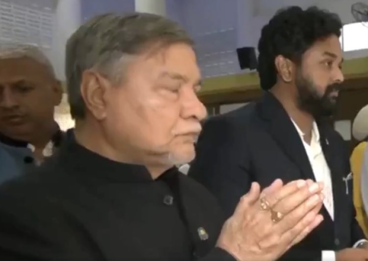 पनामा के मंदिर पहुंचे सांसद सरफराज अहमद, कहा- जब बुलाने वालों को ऐतराज नहीं, तो जाने वालों को ऐतराज क्यों होगा?