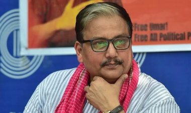 मनोज झा ने उठाए वक्फ विवाद पर सवाल, सुधांशु त्रिवेदी के 'नमाजवाद' बयान पर दी तीखी प्रतिक्रिया