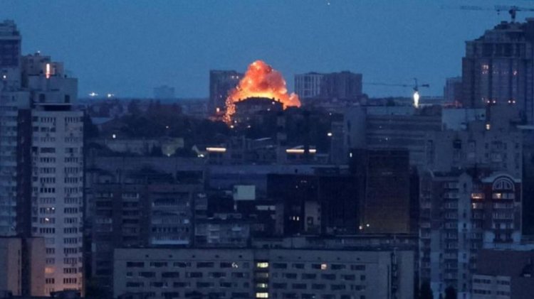 Russia Ukraine war: 400 से ज़्यादा ड्रोन से रूस का सबसे बड़ा हमला: कीव समेत कई शहर तबाह, 6 की मौत; 80 घायल