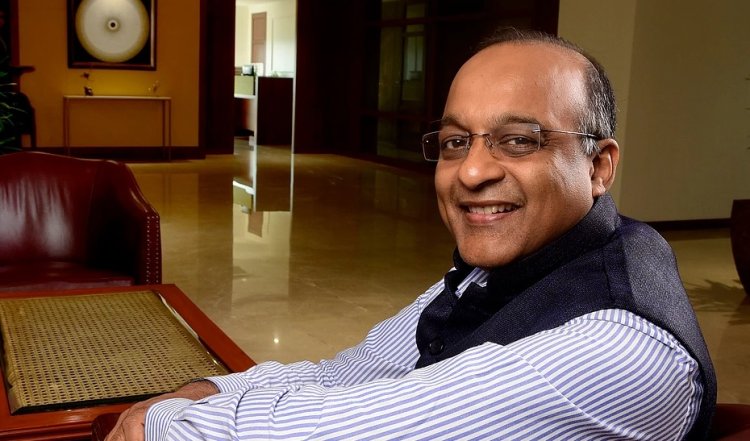 HDFC के मुखिया पर मुकदमा: शशिधर जगदीशन के खिलाफ FIR का सच क्या है?