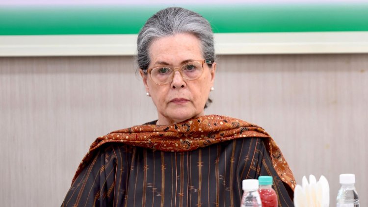 ईरान-इजरायल युद्ध के बीच मिडिल ईस्ट पर सोनिया गांधी का बयान, मोदी सरकार की चुप्पी पर उठाए सवाल