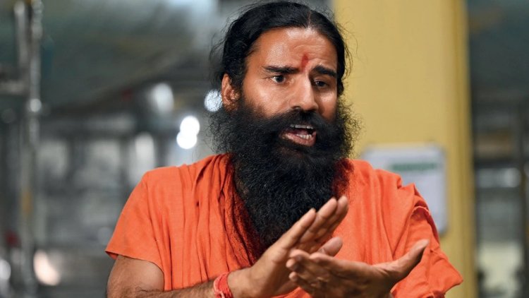 कथा-वाचक विवाद से एंटी-एजिंग तक: बाबा रामदेव का बेबाक बयान और जातिगत भेदभाव पर सख्त संदेश