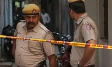 दिल्ली में ट्रिपल मर्डर: करावल नगर में पति ने पत्नी और दो मासूम बेटियों की ली जान, इलाके में हड़कंप