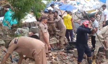 दिल्ली के जैतपुर में दर्दनाक हादसा: बारिश में दीवार गिरी, 7 की मौत; दो मासूम भी शामिल