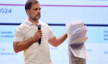 बिहार चुनाव 2025: राहुल गांधी का ‘वोट चोरी’ वार, मिस्ड कॉल और वेबसाइट से छेड़ी जंग