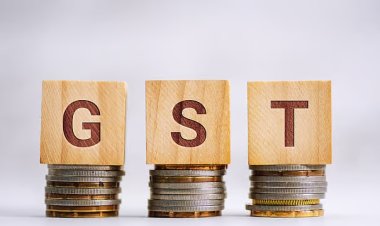 GST में बड़ा बदलाव: अब सिर्फ दो स्लैब – 5% और 18%, लग्जरी पर 40% टैक्स बरकरार
