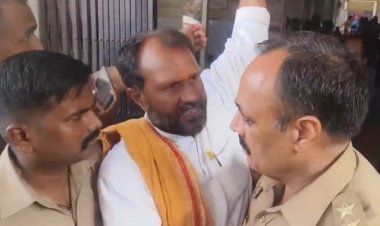 बलिया में इंजीनियर को जूते से पीटने वाले बीजेपी नेता का हाई वोल्टेज ड्रामा, घसीटते हुए ले गई पुलिस