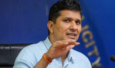दिल्ली हेल्थ इंफ्रा घोटाला: AAP नेता सौरभ भारद्वाज के 13 ठिकानों पर ED की बड़ी छापेमारी, 5,590 करोड़ के घोटाले का आरोप