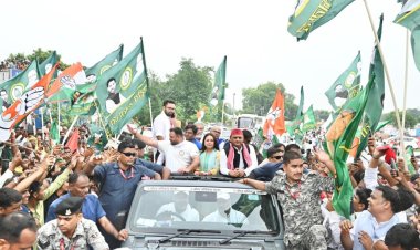 अखिलेश यादव का दावा: 'अबकी बार, BJP बिहार से बाहर' — राहुल गांधी और तेजस्वी संग सड़क पर दिखी विपक्षी एकता