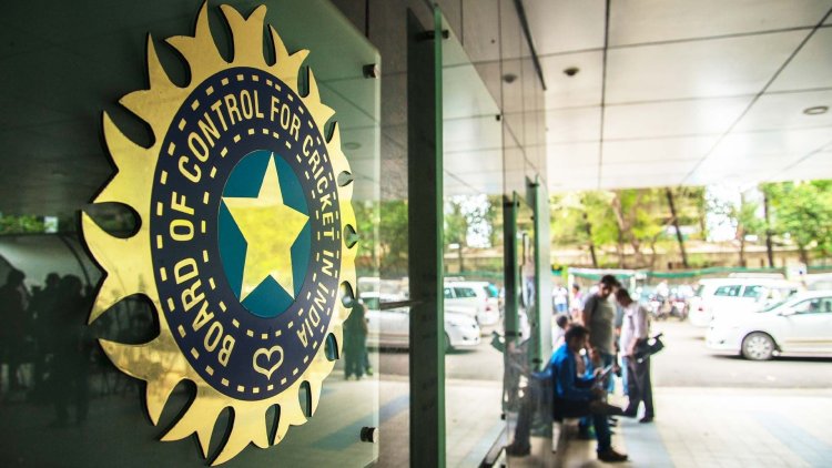 बीसीसीआई ने तोड़ा Dream11 से रिश्ता, अब कौन बनेगा Team India का नया स्पॉन्सर?