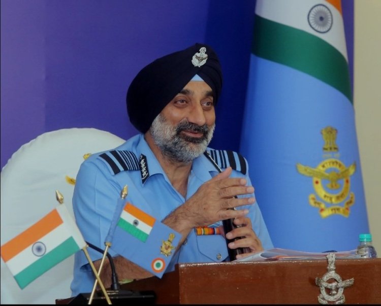 ऑपरेशन सिंदूर में पाकिस्तान के 5 फाइटर जेट ध्वस्त, S-400 और आकाश सिस्टम बने गेमचेंजर; एयरफोर्स चीफ का खुलासा