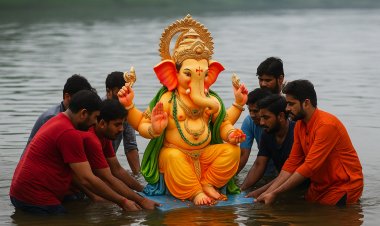 Ganesh Visarjan 2025: अनंत चतुर्दशी के दिन बप्पा की विदाई कैसे करें शुभ मुहूर्त के साथ?