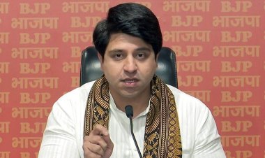 कांग्रेस के 'B से बिहार, B से बीड़ी' वाले पोस्ट से गरमाई सियासत, JDU-BJP ने किया तीखा हमला
