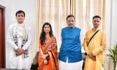 मैथिली ठाकुर का नया सुर: क्या बिहार विधानसभा चुनाव में उतरेगी लोकगायिका? BJP से मुलाकात के बाद सियासत में हलचल