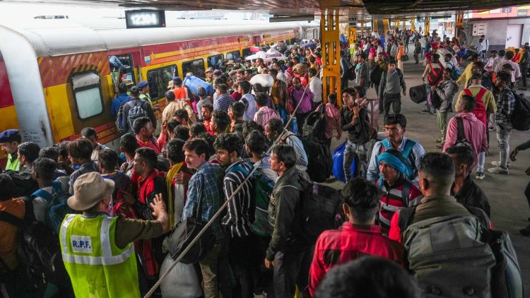 दिवाली-छठ में बिहार लौटने वालों के लिए बड़ी खबर! रेलवे का नया Tatkal Rule लागू