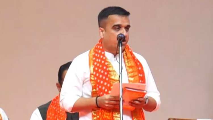 गुजरात में भूपेंद्र पटेल की नई कैबिनेट का गठन: हर्ष संघवी बने डिप्टी CM, 25 नए मंत्री शामिल