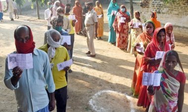 बिहार चुनाव 2025: पहले चरण की वोटिंग शुरू, 3.75 करोड़ मतदाता तय करेंगे 121 सीटों का भविष्य; तेजस्वी यादव बनाम नीतीश कुमार की साख दांव पर