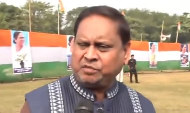 Babri Masjid पर विवादित बयान पड़ा भारी: TMC के बागी विधायक हुमायूं कबीर सस्पेंड, ममता की मीटिंग छोड़कर लौटे